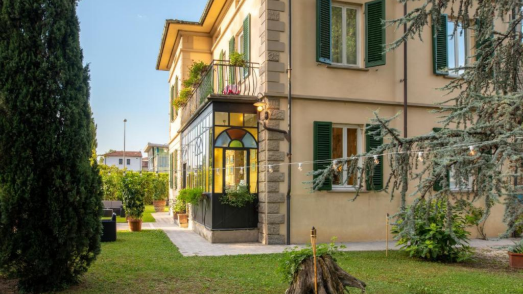 Villa Romantica: Romantic Getaway